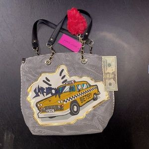 NEW ORIGINAL BETSY JOHNSON COLLECTION "SKREECH!" TAXI BAG!
